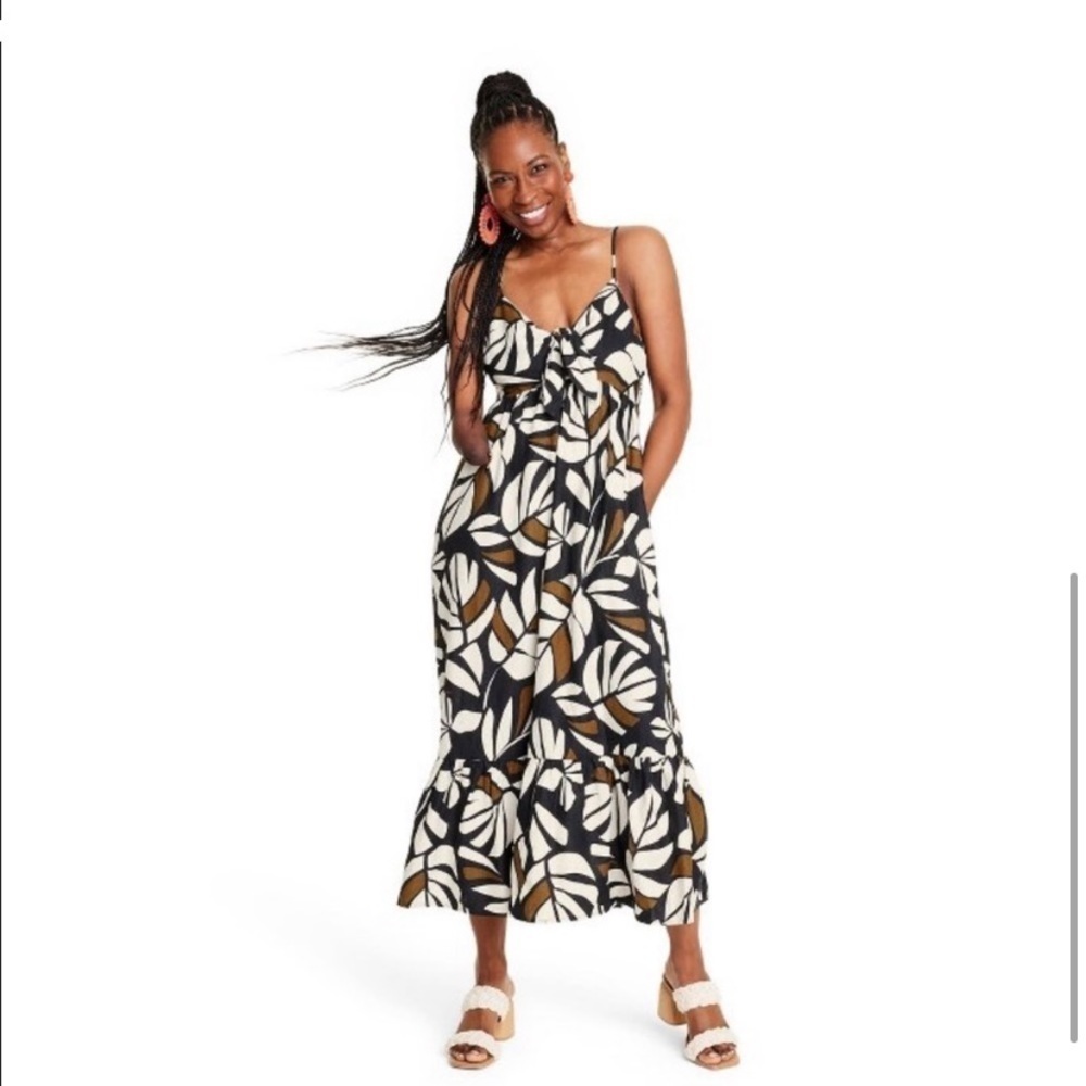 Women's Neutral Botanical Print
Sleeveless Tie-Front Midi Dress -Tabitha Black S